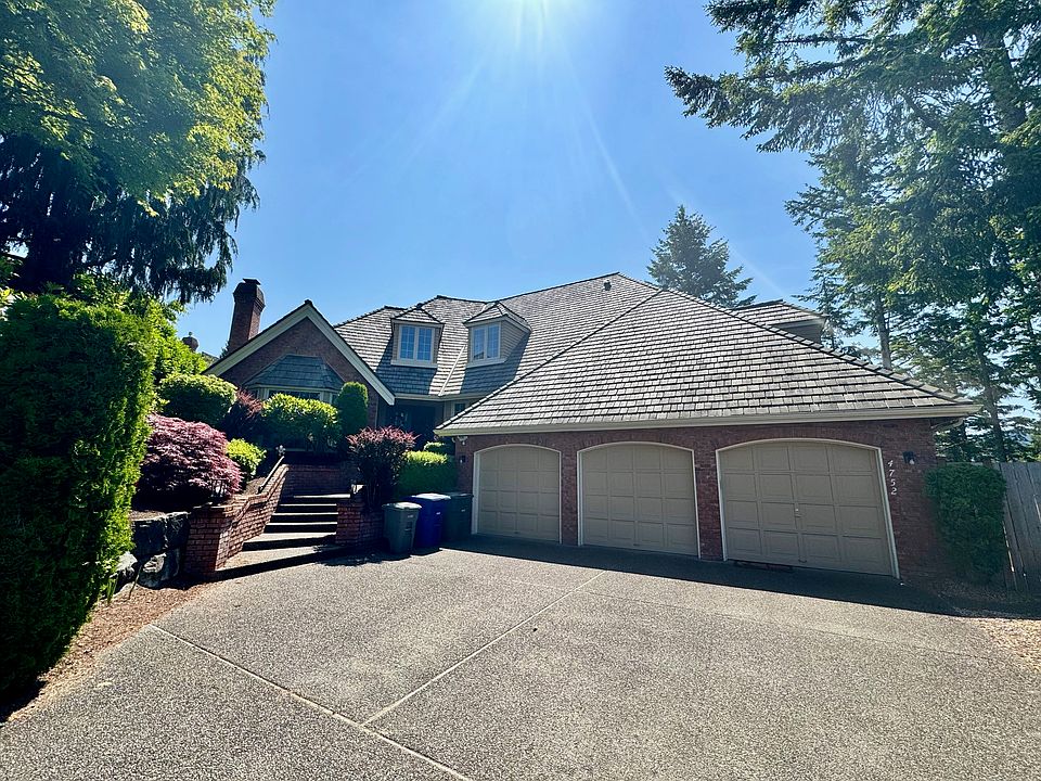 1st image of 4752 225th Ave SE