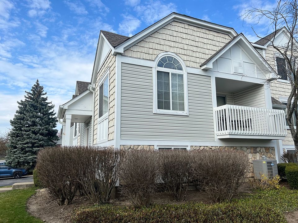 2nd image of 1748 Middlebury Dr