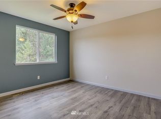 17631 128th Ave SE, Renton, WA 98058