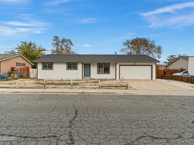 752 E St, Fernley, NV, 89408
