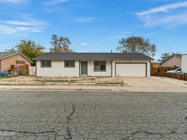 752 E St, Fernley, NV 89408