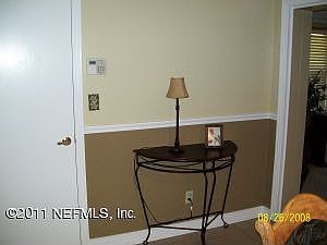 1st image of 6047 Robbins Cir N