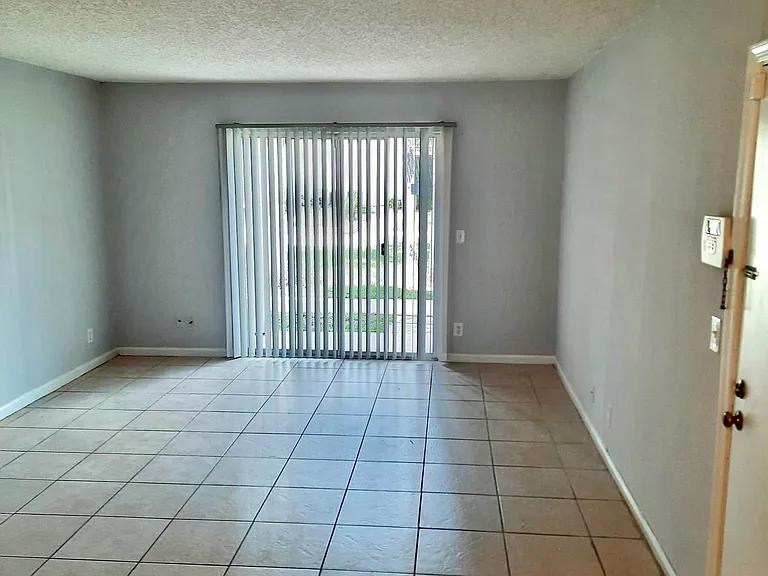 1500 N Congress Ave #B47 — Photo 4