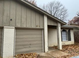 6132 S Troost Ave, Tulsa, OK 74136