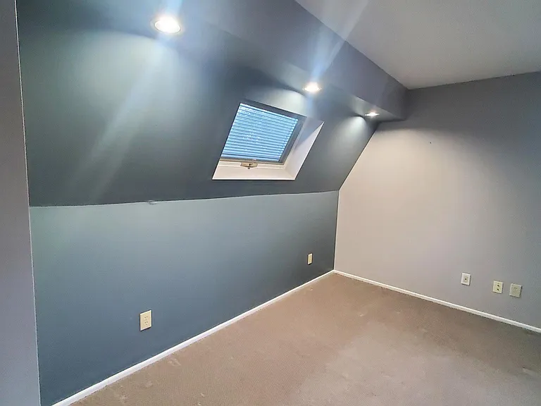 4704 Great Oaks Dr — Photo 17