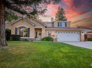 6107 Lakewood Shores Dr, Bakersfield, CA 93312