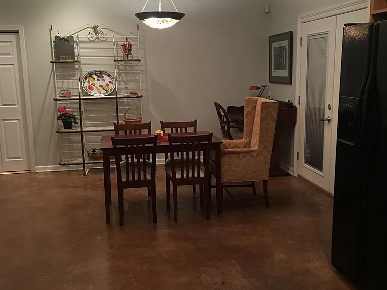 6360 Sevenoaks Ave — Photo 8