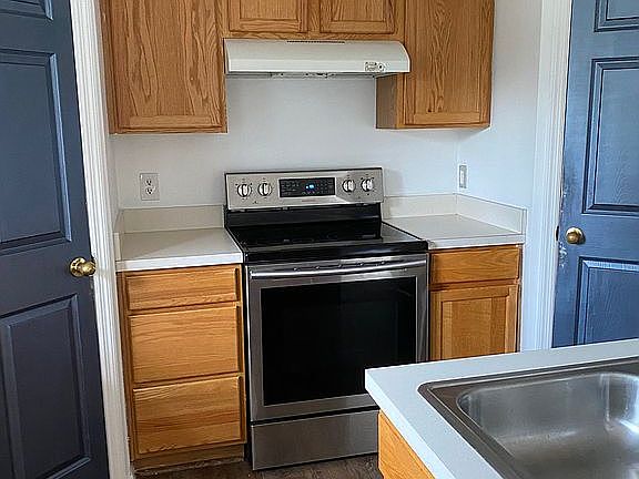 4th image of 7086 Shady Pine Ct