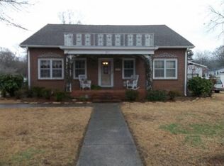 801 S Market St, Scottsboro, AL 35768