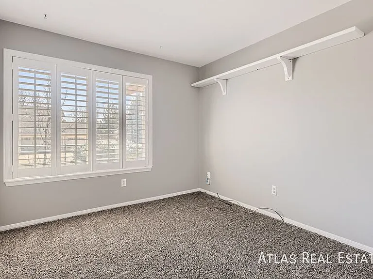 8257 S Locust St — Photo 9