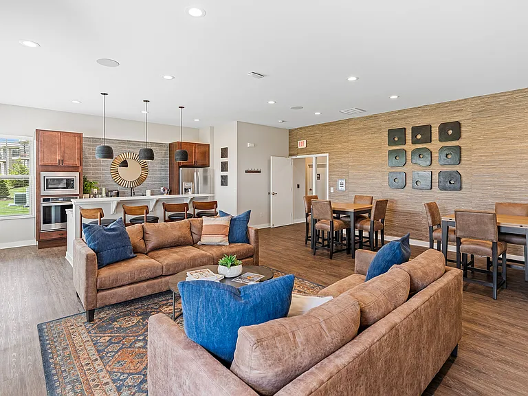 High Bluff Clubhouse