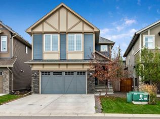 118 NE Mist Mountain Rise, Okotoks, AB T1S 5P6