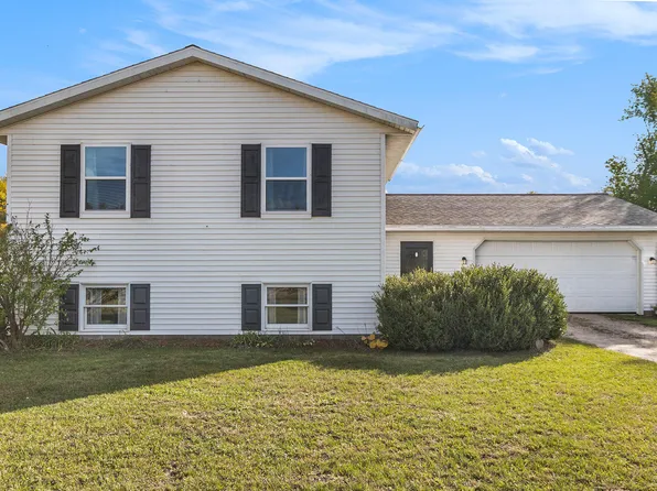 2074 101st Ave, Otsego, MI 49078