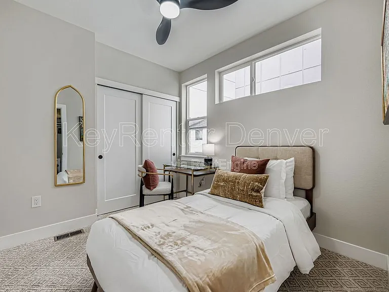 4100 E Warren Ave #2 — Photo 17