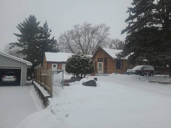 3rd image of 2350 Hadley Ave N