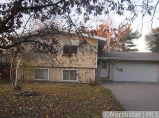 415 Lark Ave, Saint Paul, MN 55117