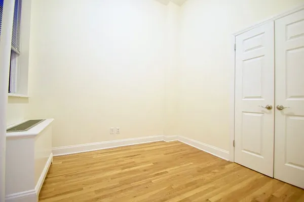 Rented by Sovereign Associates | media 16