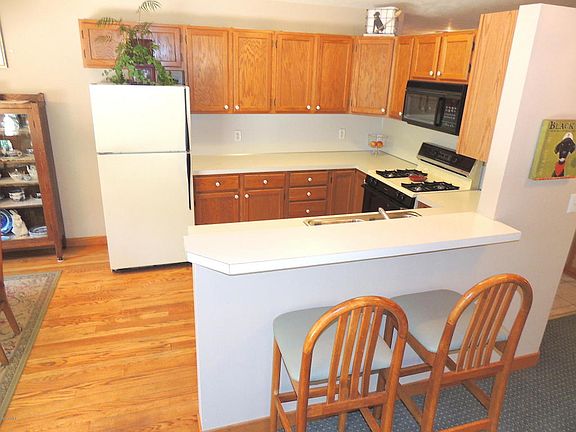 5th image of 4580 Summer Creek Ln SE