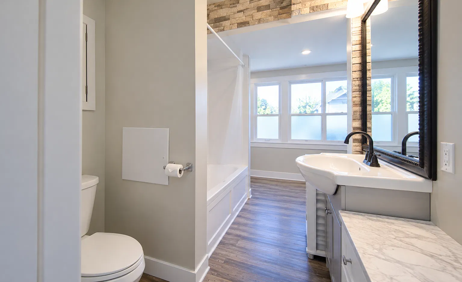 2 bed, $1,850 — Photo 1