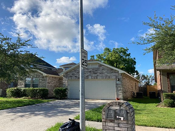 2nd image of 4802 S Meadow Dr