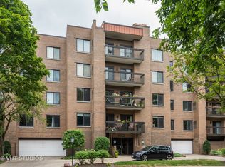 222 Main St APT 203, Evanston, IL 60202