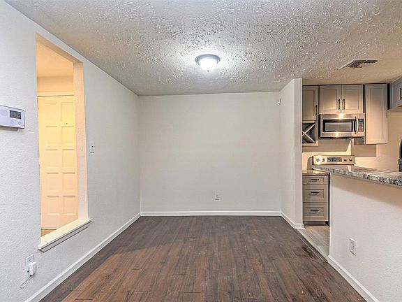 5th image of 316 Baycrest Dr