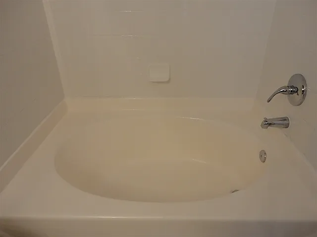11808 Lynmoor Dr — Photo 10