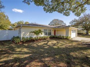 11567 93rd St, Largo, FL 33773