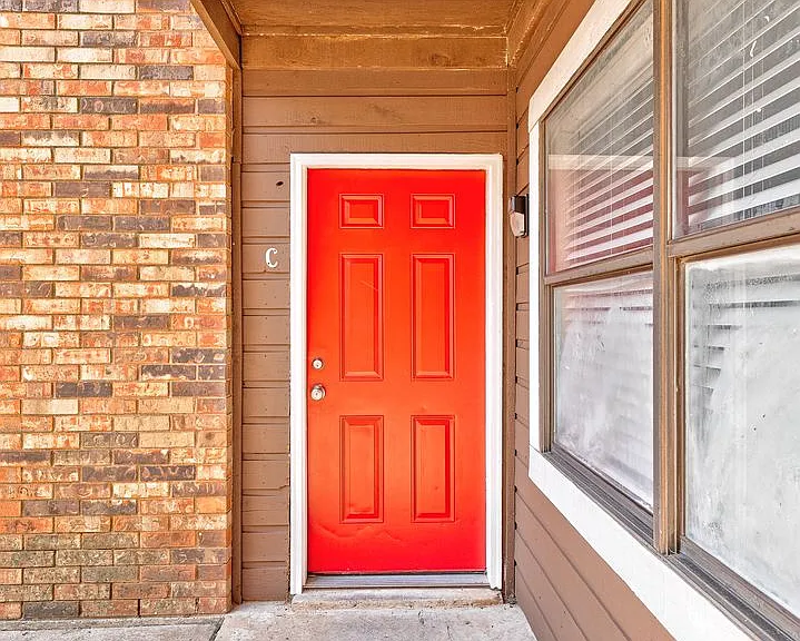 2904 NW 45th Pl #2904-C — Photo 5