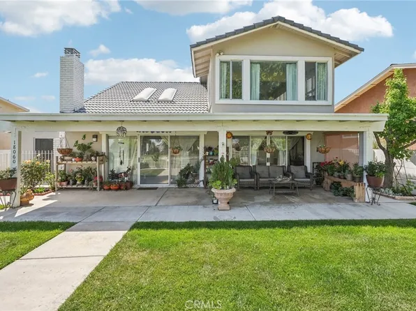 18060 Pebble Beach Dr, Victorville, CA 92395