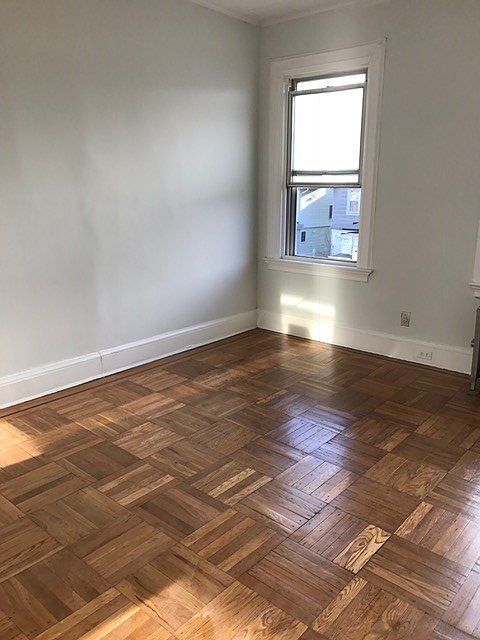 2nd image of 400 E 16th St #2