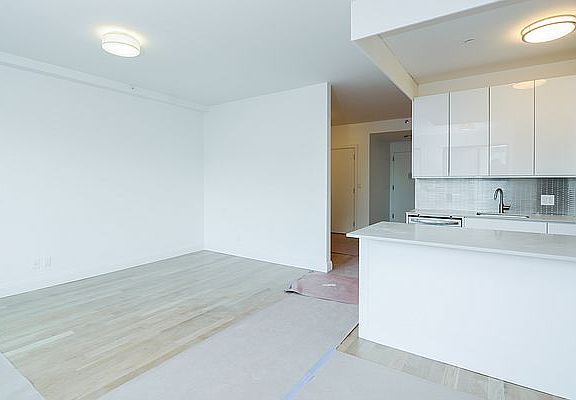 4th image of 1127 Flatbush Ave APT 2D