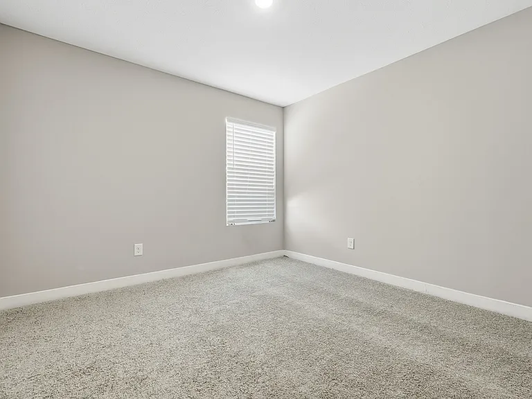 9681 Crossfield Rd — Photo 9