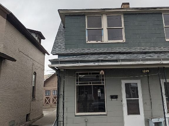 2nd image of 1249 E 2nd St #1249