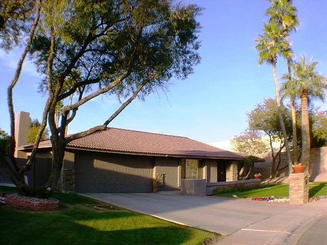 Huge-Mon-Gous Cul de Sac Lot in Moon Valley Sandahl Homes area off 7th St & Co