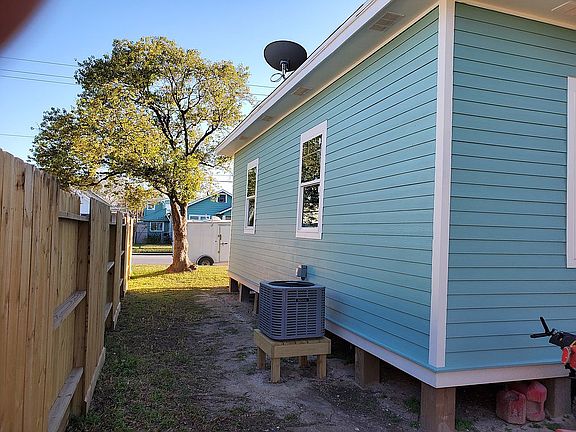 4th image of 4628 Avenue S