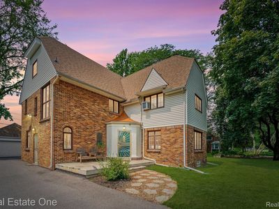 24401 Martha Washington Dr, Southfield, MI, 48075