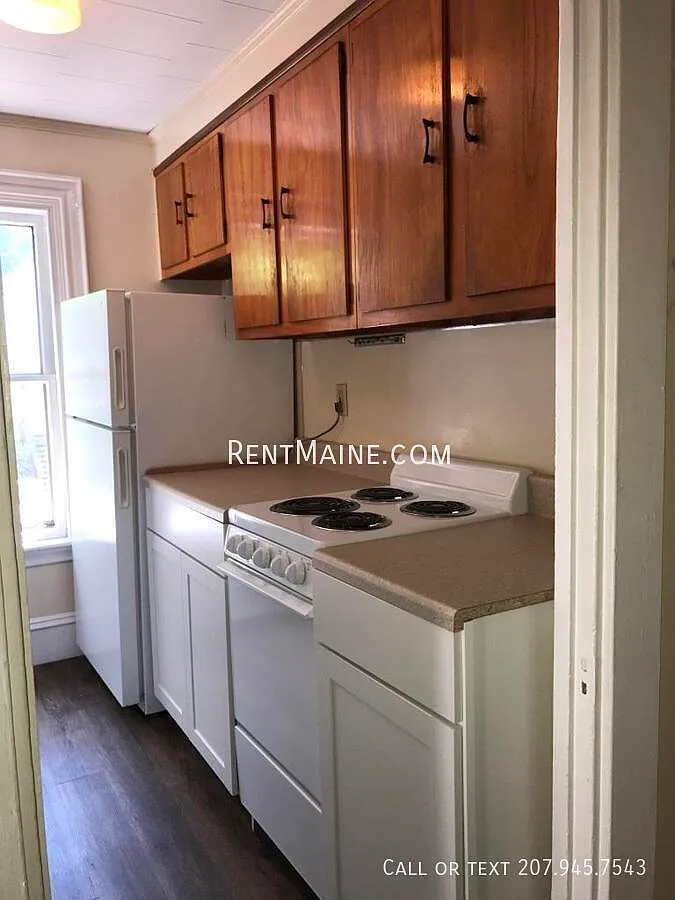 2 bed, $1,400 — Photo 1