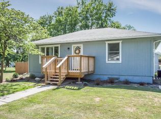221 S Vine St, Roland, IA 50236