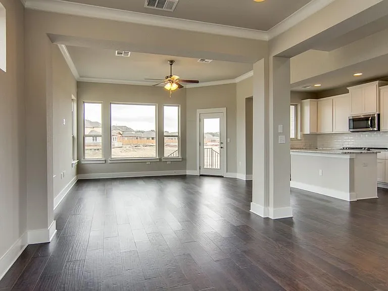 9503 McKnight Loop — Photo 8