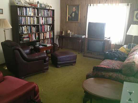 3rd image of 805 1st Ave