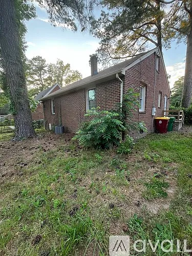 1006 Hampton Rd — Photo 18
