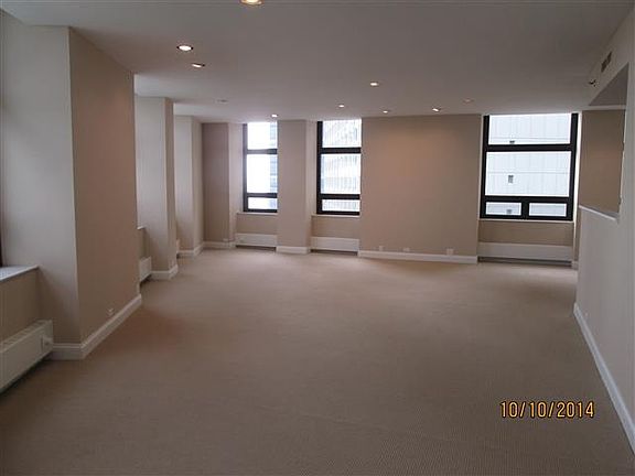 5th image of 680 N Lake Shore Dr APT 1506