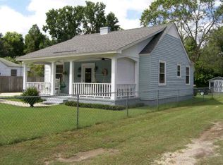 21 Victory Dr, Sumter, SC 29150