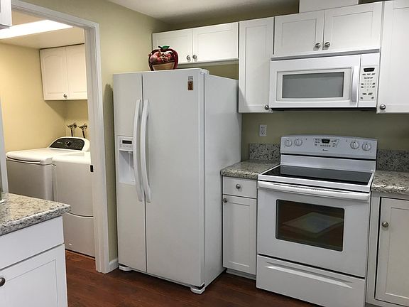 3rd image of 1651 S Juniper St Unit 78