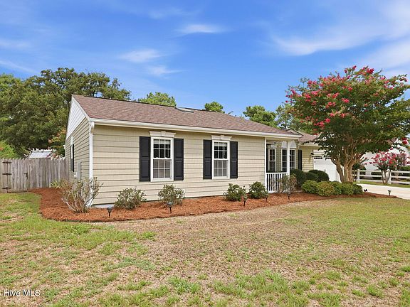 4th image of 119 E Ivybridge Drive