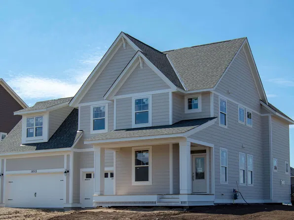16515 Draft Horse Blvd, Lakeville, MN 55044