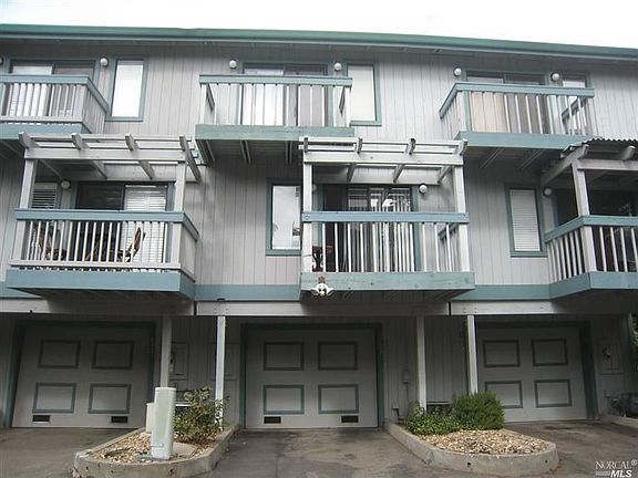 2nd image of 133 West St