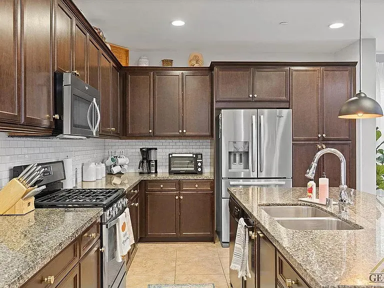 5809 Grizzly Peak Dr — Photo 18