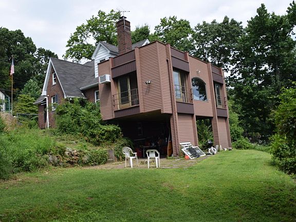 2nd image of 43 Woodside Ave